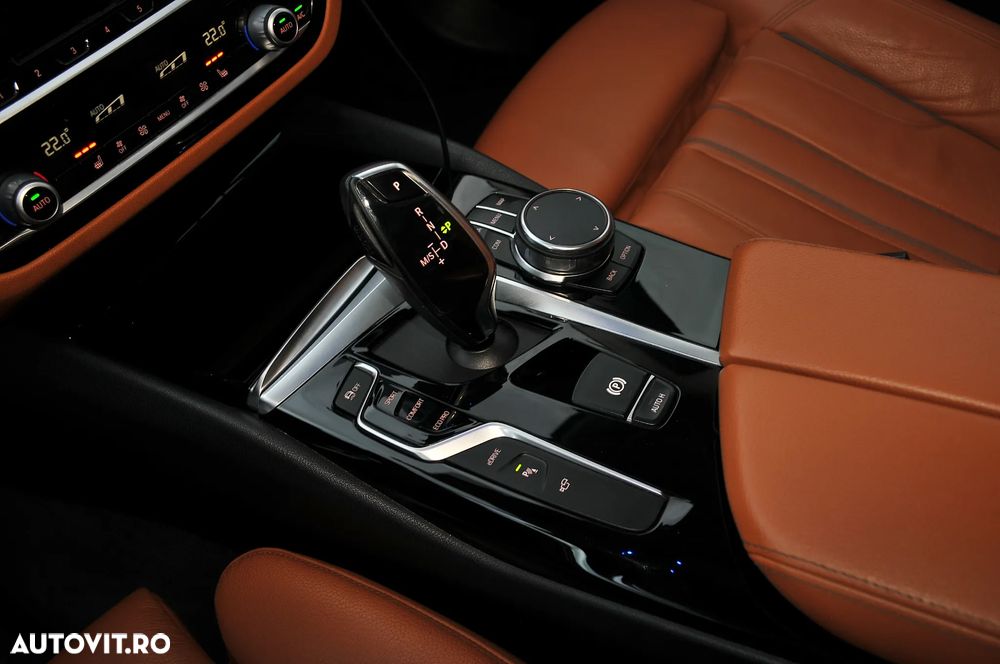 BMW Seria 5 530e xDrive AT PHEV - 17