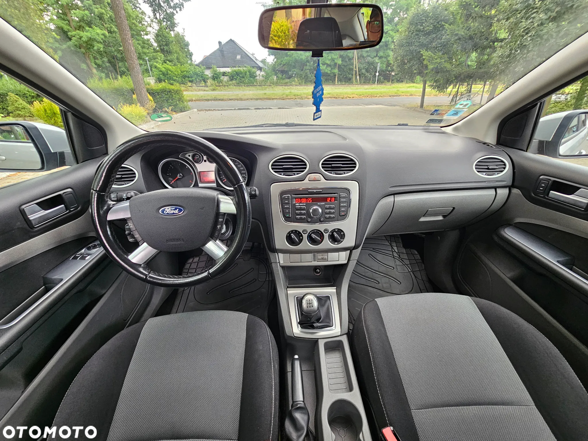 Ford Focus - 24