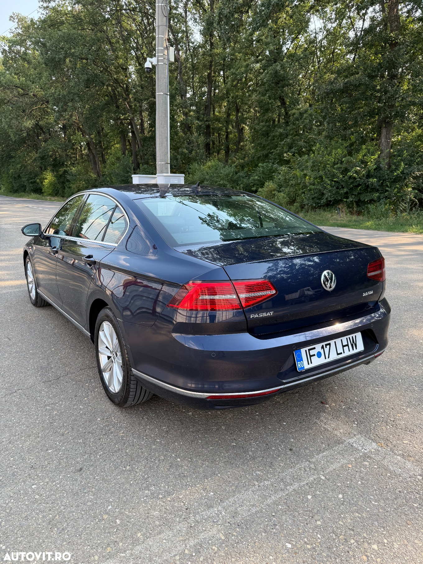 Volkswagen Passat 2.0 TDI Highline - 4
