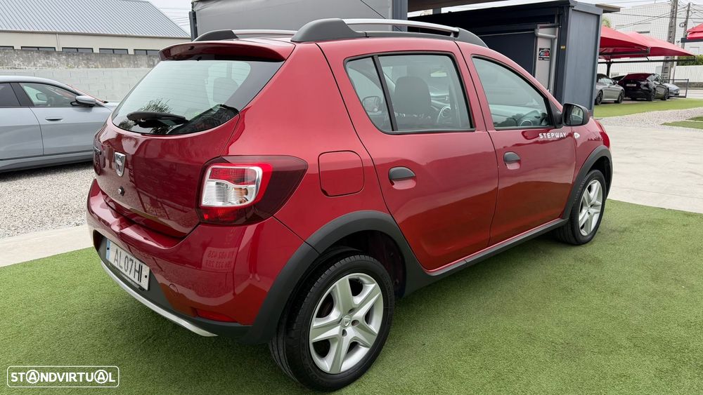 Dacia Sandero 1.5 dCi Stepway - 6