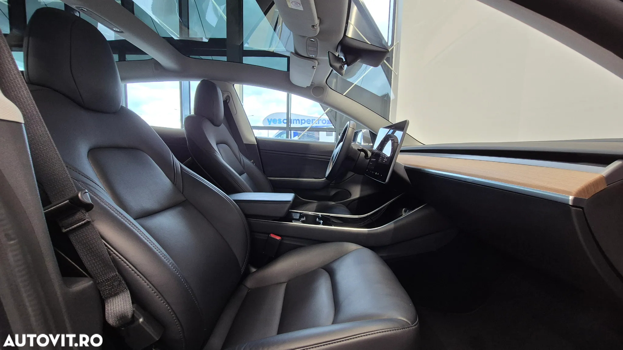 Tesla Model 3 Langstreckenbatterie Allradantrieb Dual Motor - 12