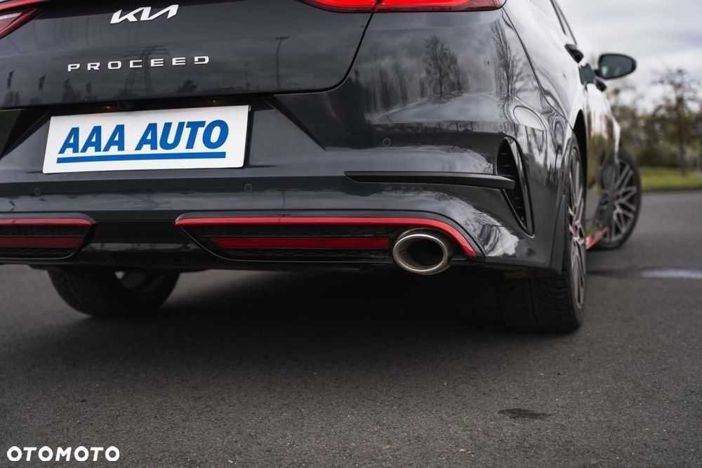 Kia ProCeed - 12