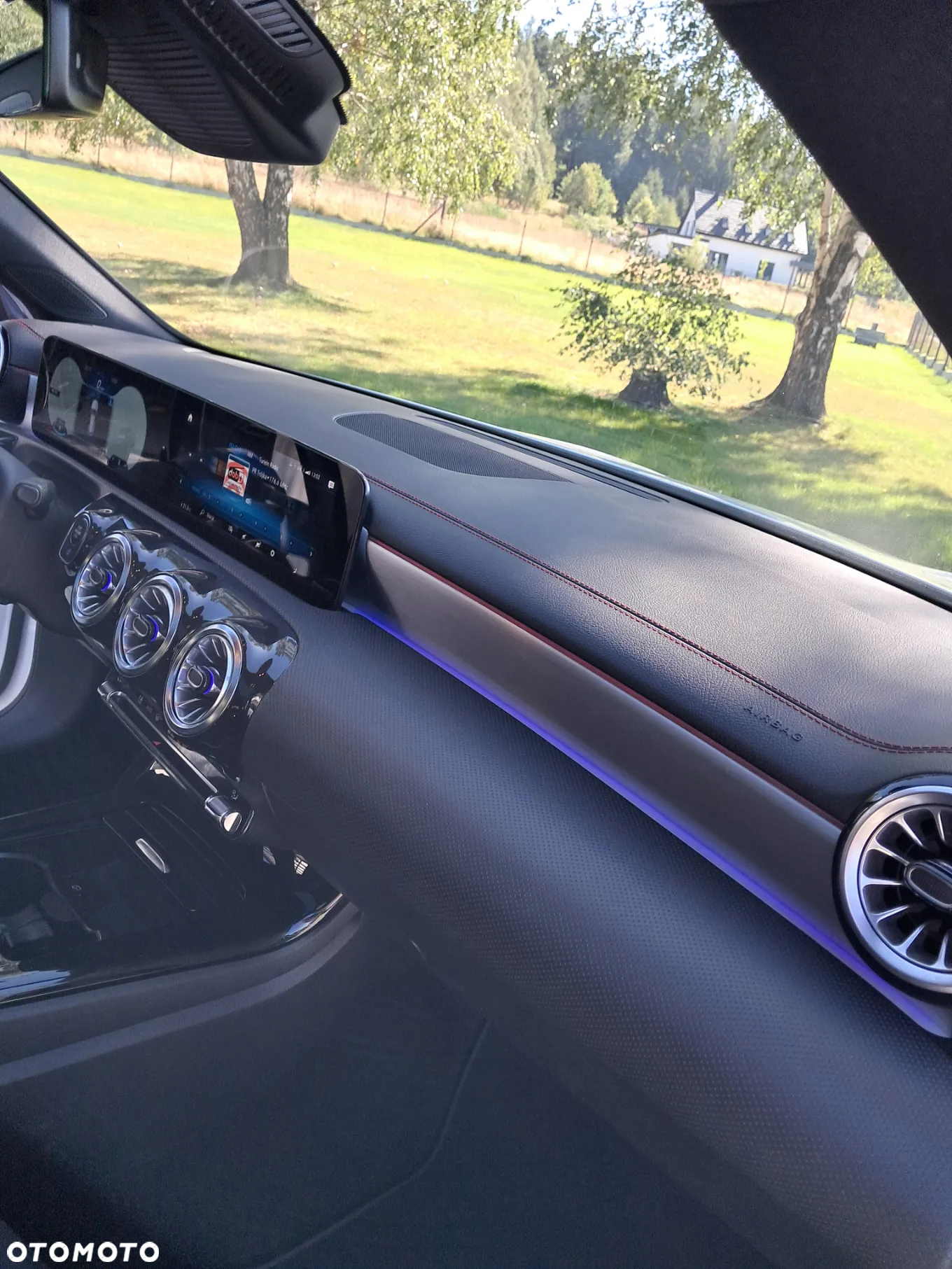Mercedes-Benz CLA - 13