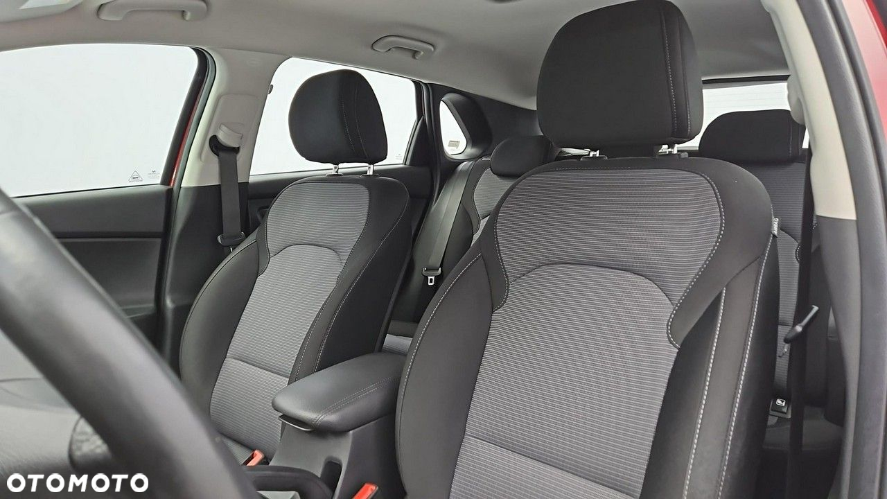 Hyundai i30 1.5 DPI Modern - 11