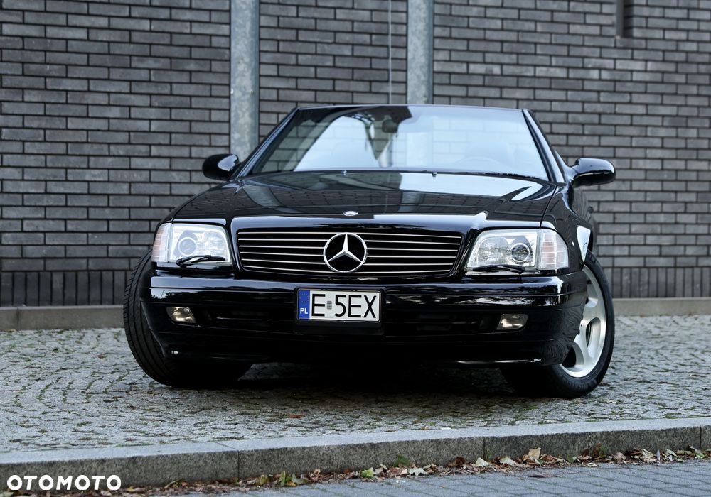 Mercedes-Benz SL - 1