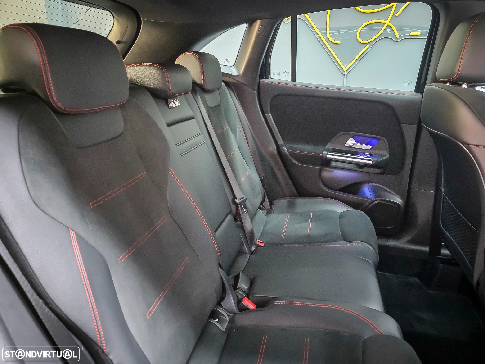 Mercedes-Benz GLA 200 d 8G-DCT AMG Line - 18