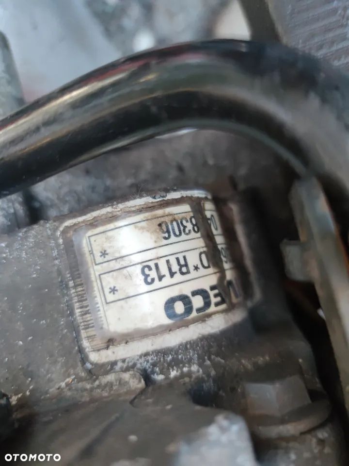 silnik IVECO ze skrzynią biegów - 7
