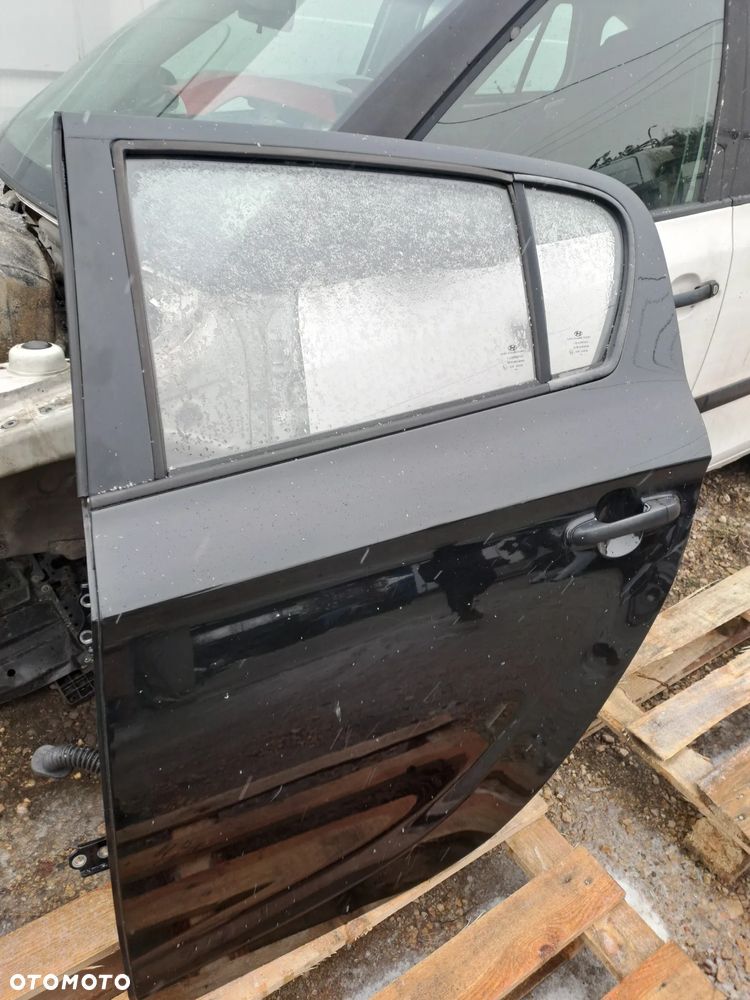 Hyundai I20 drzwi kompletne kod lakieru FR czarne - 20