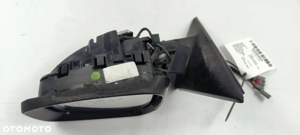 C7L2A Land Rover Range Rover L405 4.4 D automat 2014 Elektryczne lusterko boczne drzwi lewych przednich - 2