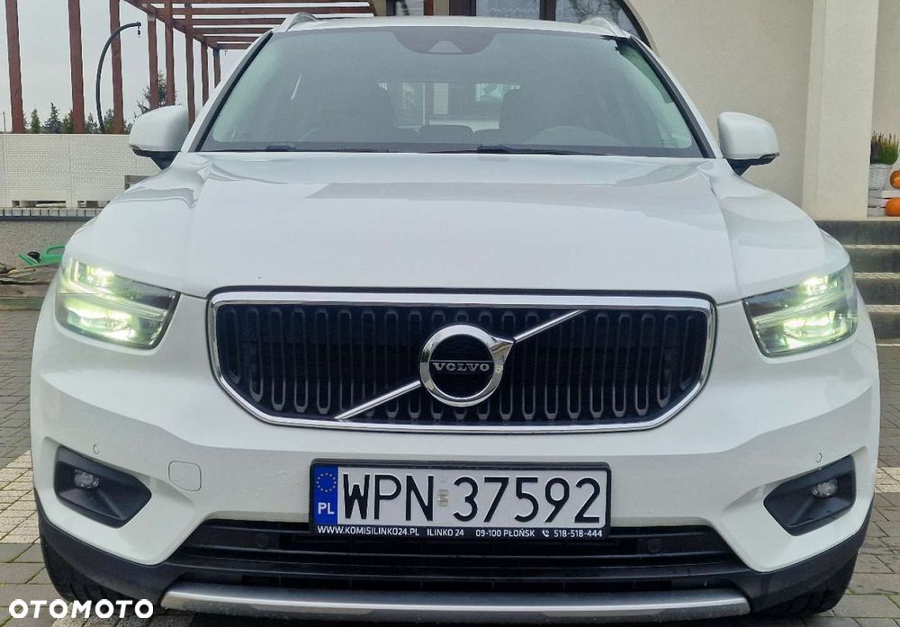 Volvo XC 40 T3 Momentum - 8