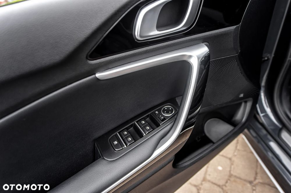 Kia ProCeed 1.4 T-GDI DCT7 OPF GT LINE - 26