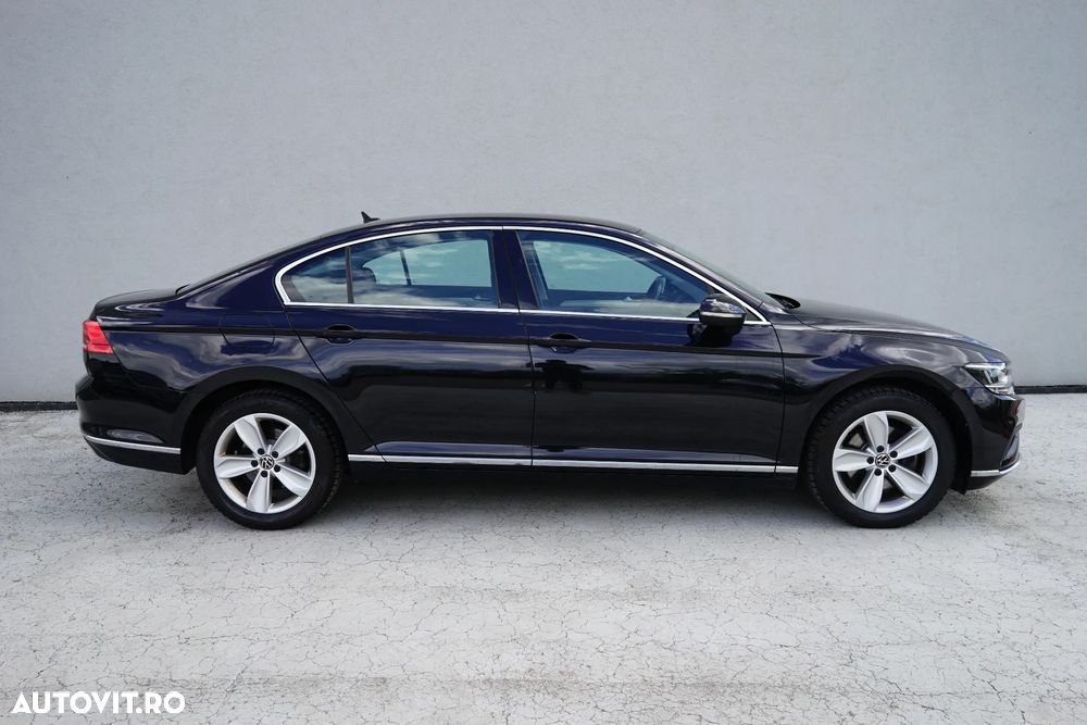 Volkswagen Passat 2.0 TDI DSG 4Mot Highline - 7