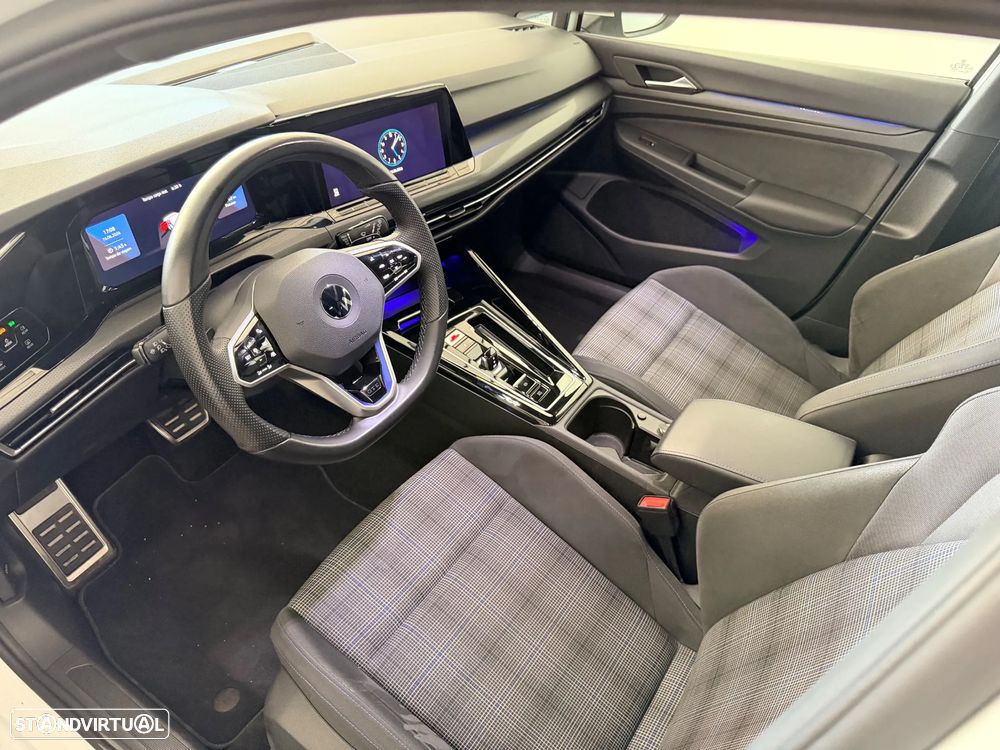 VW Golf 1.4 eHybrid OPF DSG GTE - 36