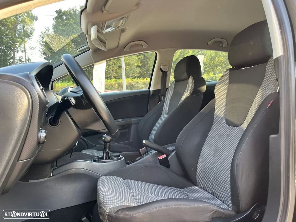 SEAT Leon 1.9 TDI Sport - 11