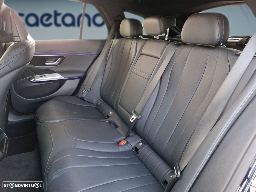 Mercedes-Benz E 300 e Station - 13