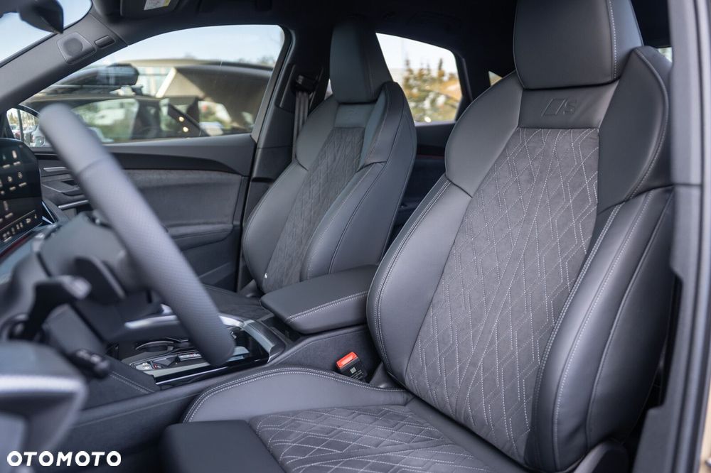 Audi Q5 Sportback - 12