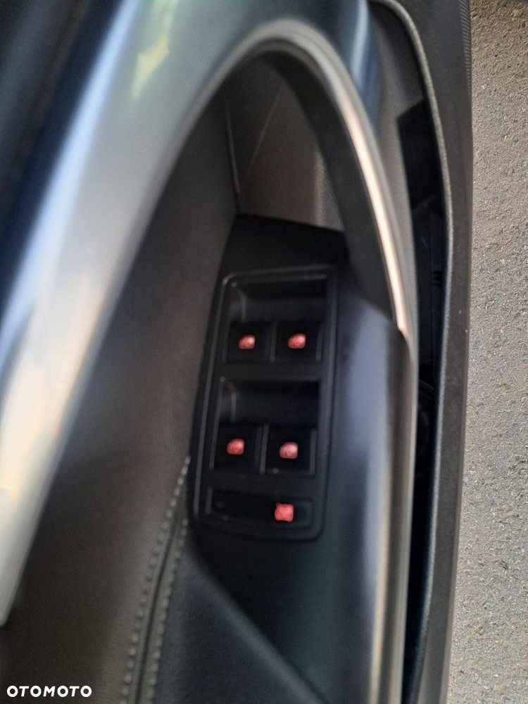 Opel Insignia 2.0 CDTI - 17