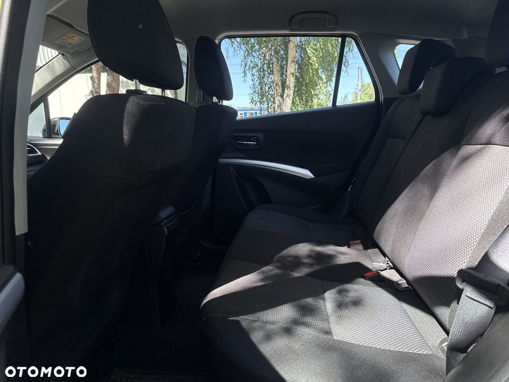 Suzuki SX4 S-Cross 1.6 Comfort - 26