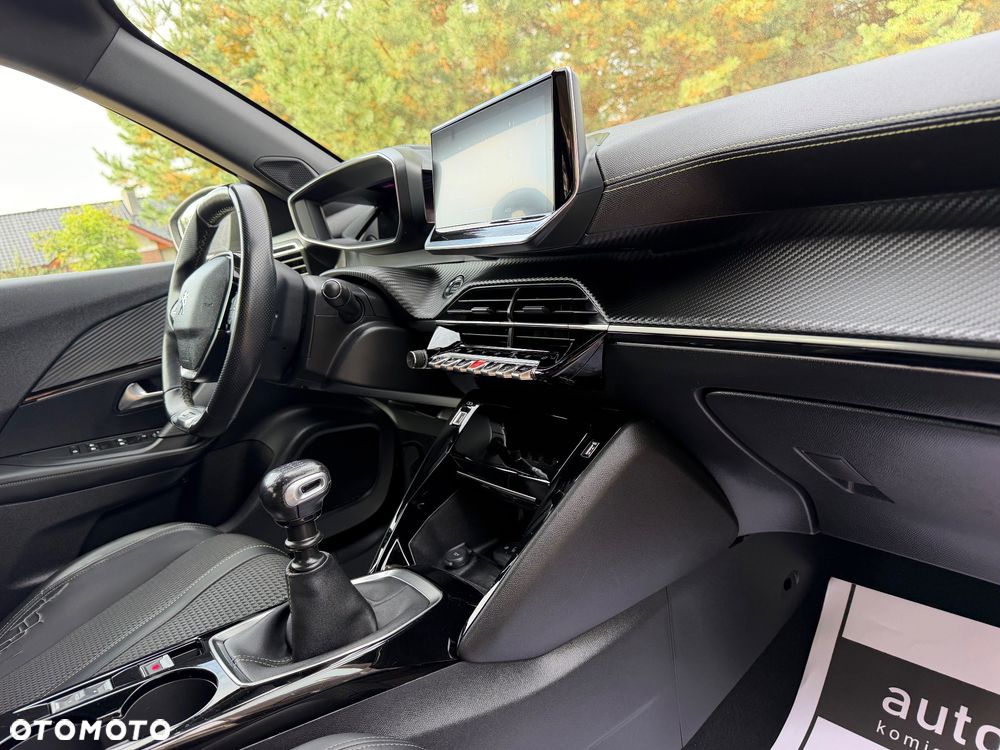Peugeot 2008 - 23