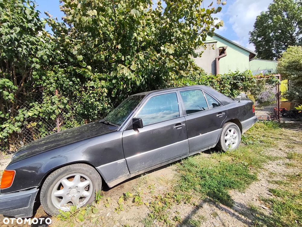 Mercedes-Benz W124 (1984-1993) - 2