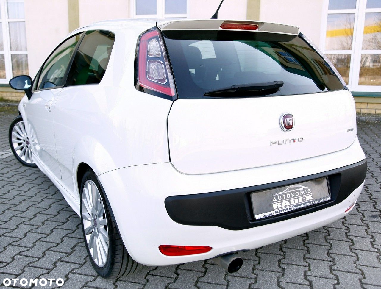Fiat Punto 1.4 Multiair Lounge S&S - 24
