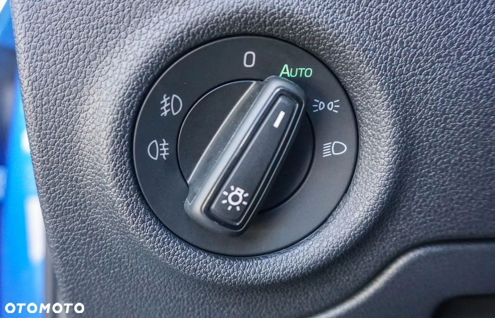 Skoda Fabia 1.0 TSI Monte Carlo DSG - 25