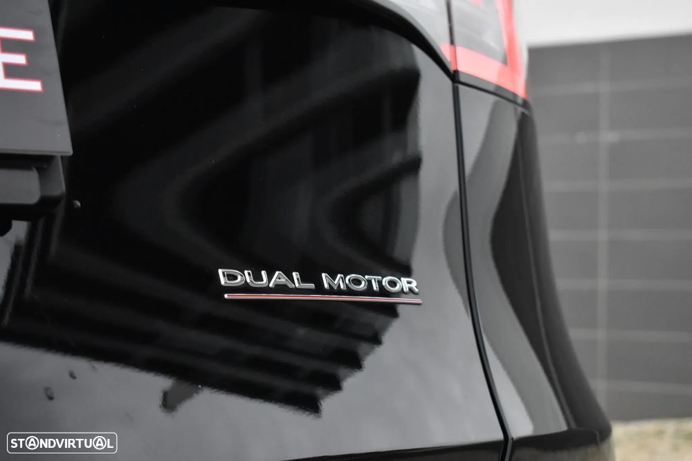 Tesla Model Y Performance Tração Integral - 11
