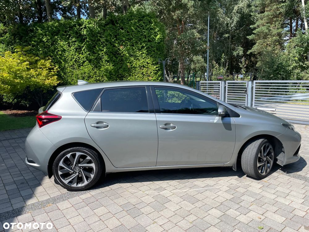 Toyota Auris 1.6 Comfort - 3