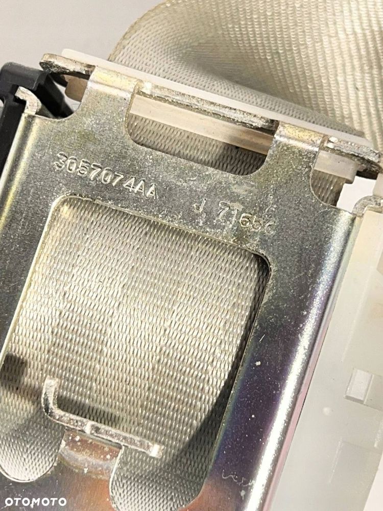 8J8 857 705 D Pas bezpieczeństwa fotela Audi TT TTS Mk2 2008 PRZÓD KOMPLET - 9