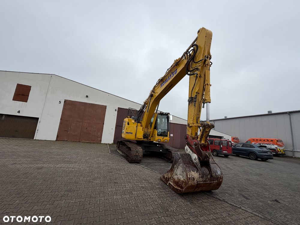 Komatsu PC228US-10 - 5