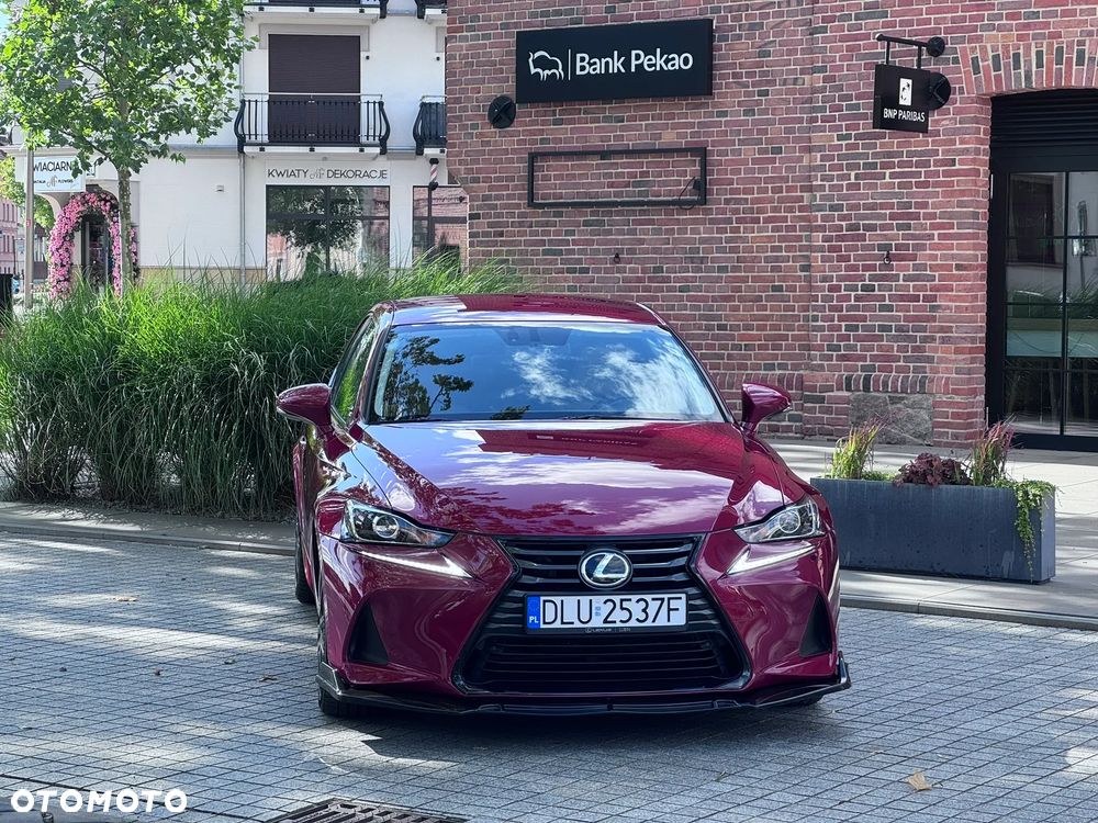Lexus IS 200t / 300 Elegance - 2