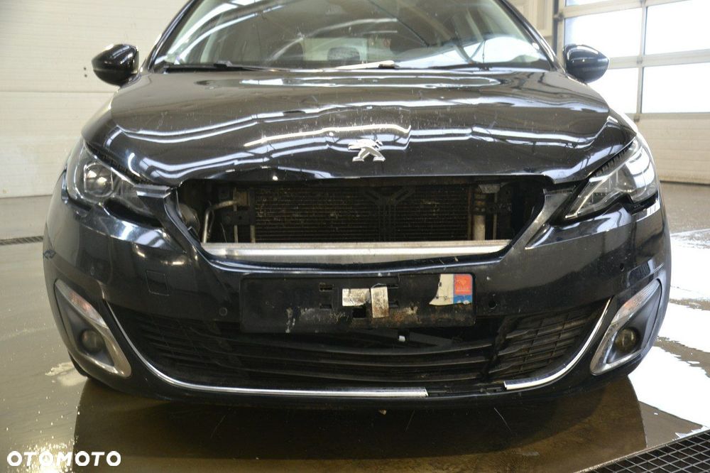 Peugeot 308 - 13