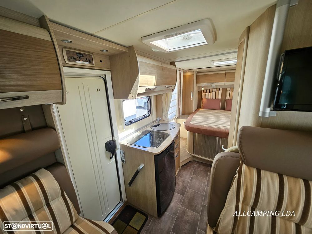 Burstner Nexxo T 687 CAMA CENTRAL - 20