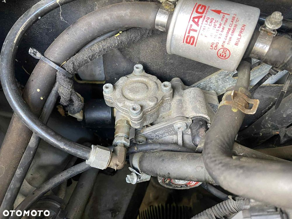 Toyota RAV4 - 11