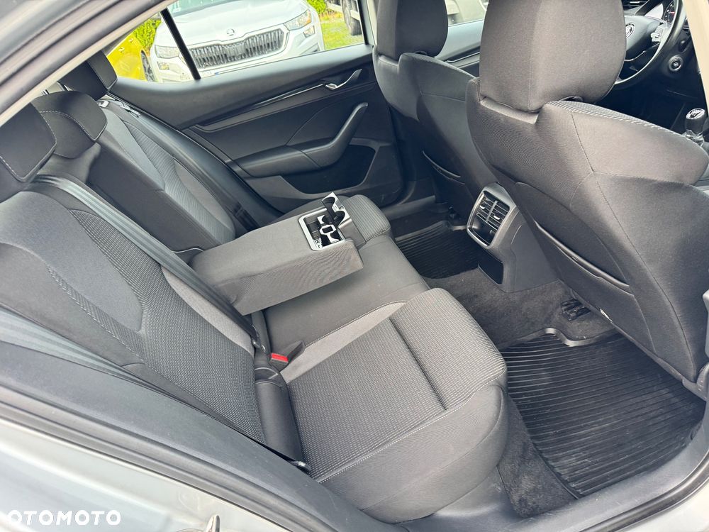 Skoda Octavia 1.5 TSI ACT Ambition - 14