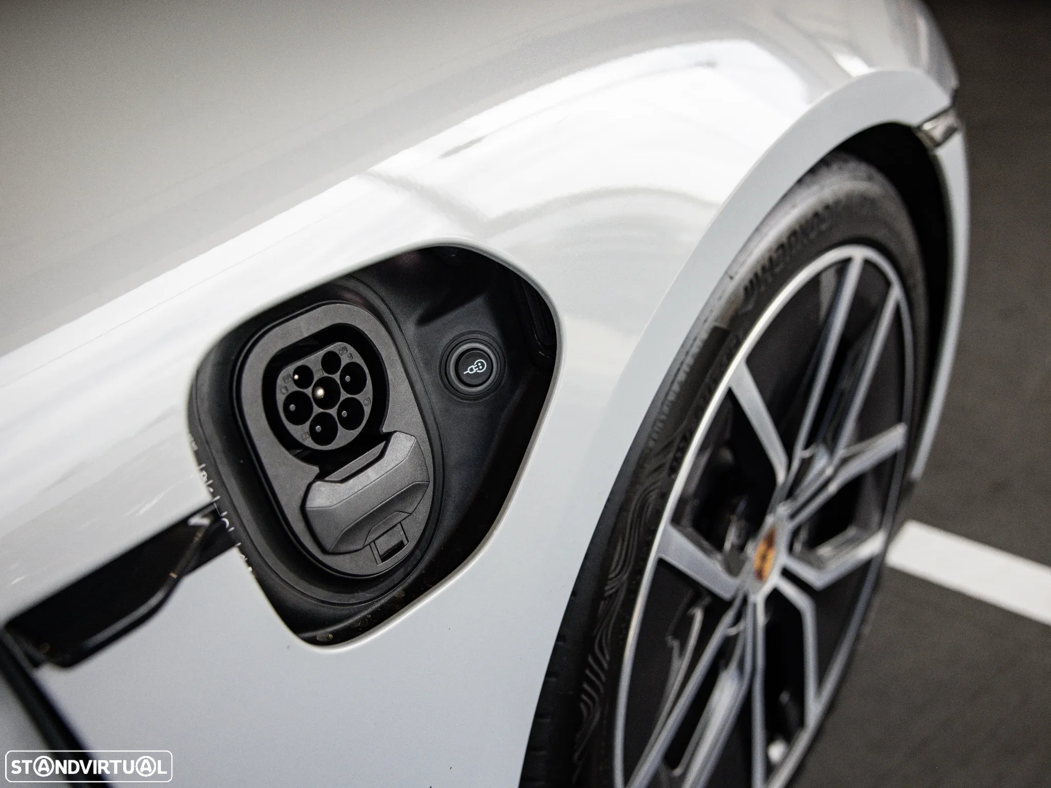 Porsche Taycan Sport Turismo Standard - 43