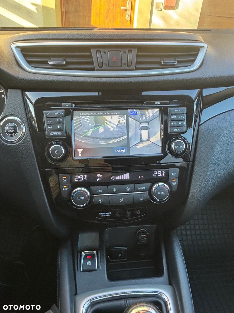 Nissan Qashqai 1.6 DIG-T Tekna - 10
