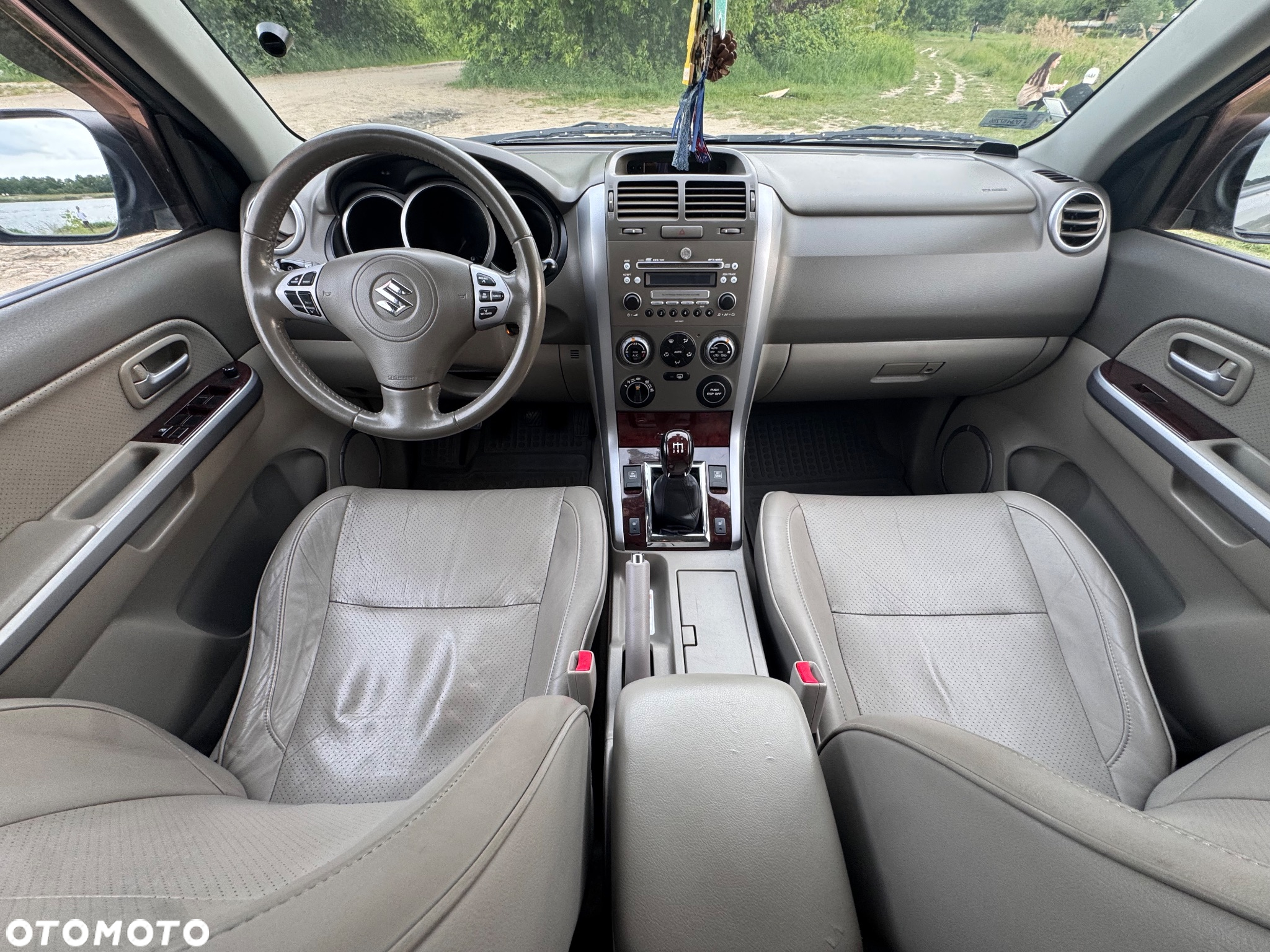 Suzuki Grand Vitara 2.0 20th Anniversary - 8