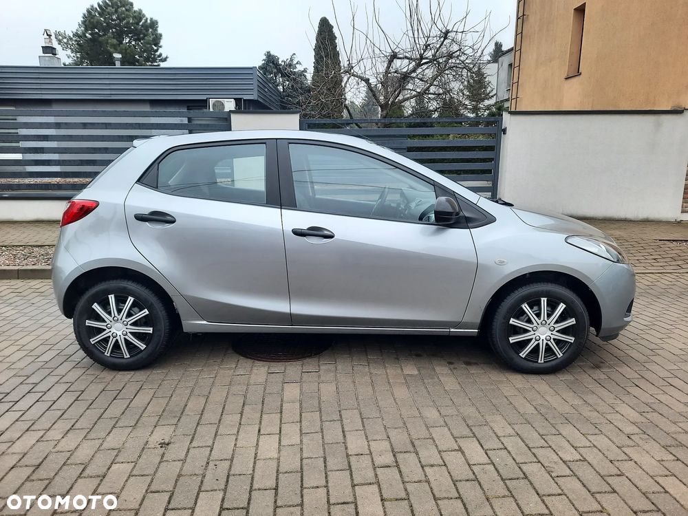 Mazda 2 1.3 90th Anniversary - 9