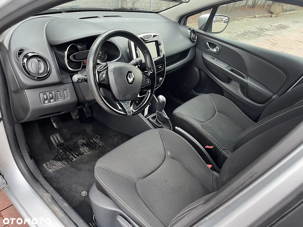 Renault Clio - 5