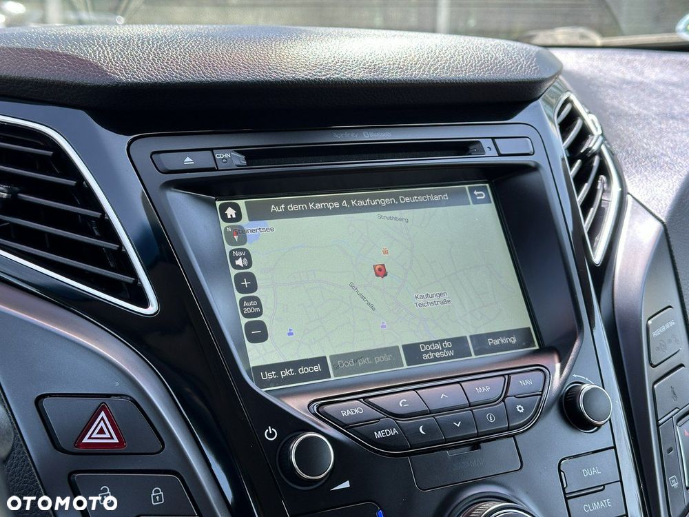 Hyundai i40 Kombi 1.7 CRDi DCT Premium - 26