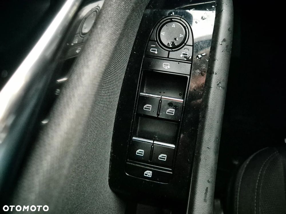 Mazda 3 2.0 mHEV Kanjo - 19