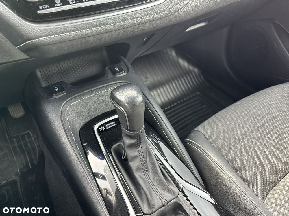 Toyota Corolla 2.0 Hybrid Comfort - 25