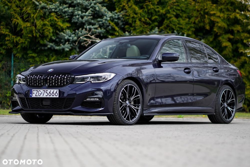 BMW Seria 3 330d xDrive mHEV M Sport - 1