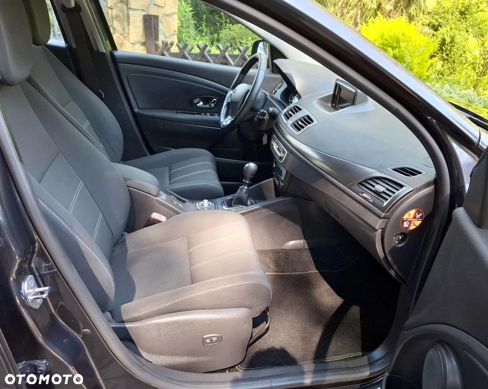Renault Megane ENERGY dCi 110 Start & Stop Bose Edition - 22
