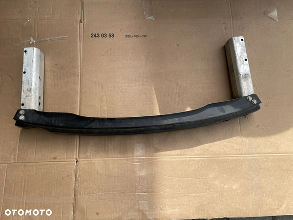 Audi A4 A5 B8 8K 8T belka zderzaka tył tylna