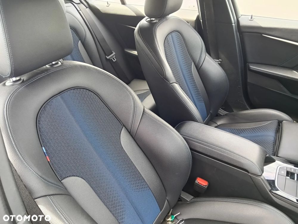 BMW Seria 1 116d M Sport Shadow - 12