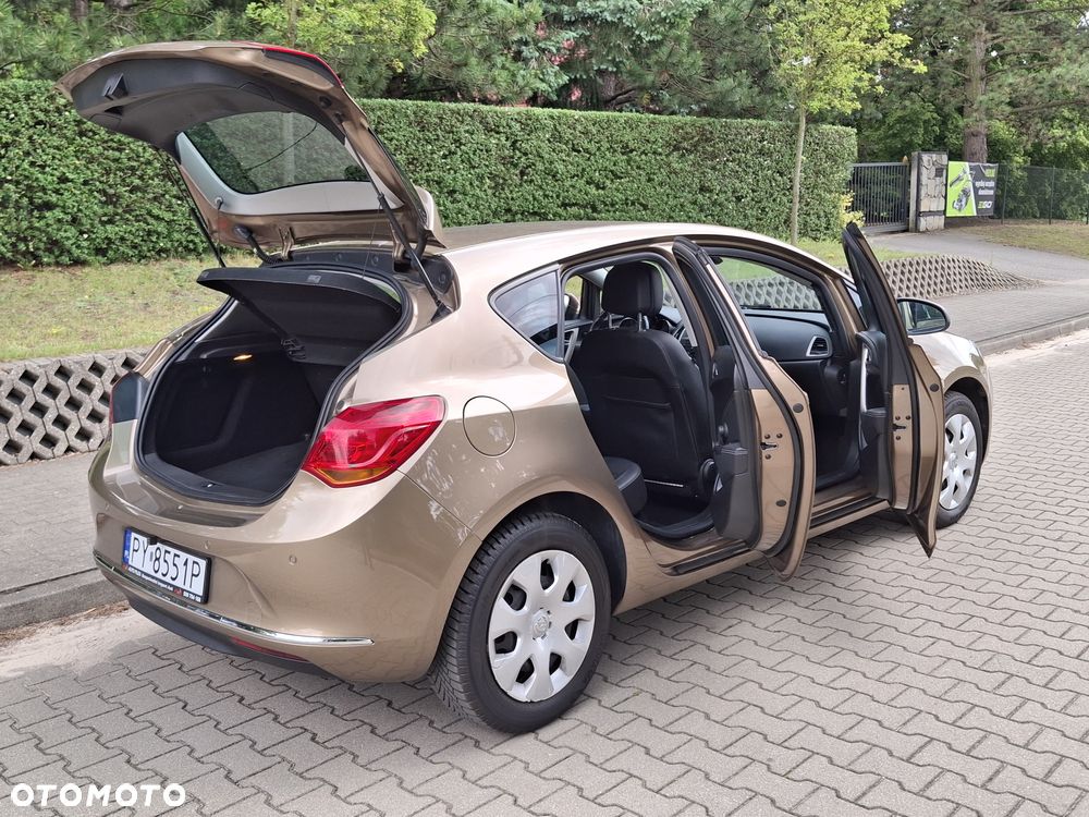Opel Astra - 12