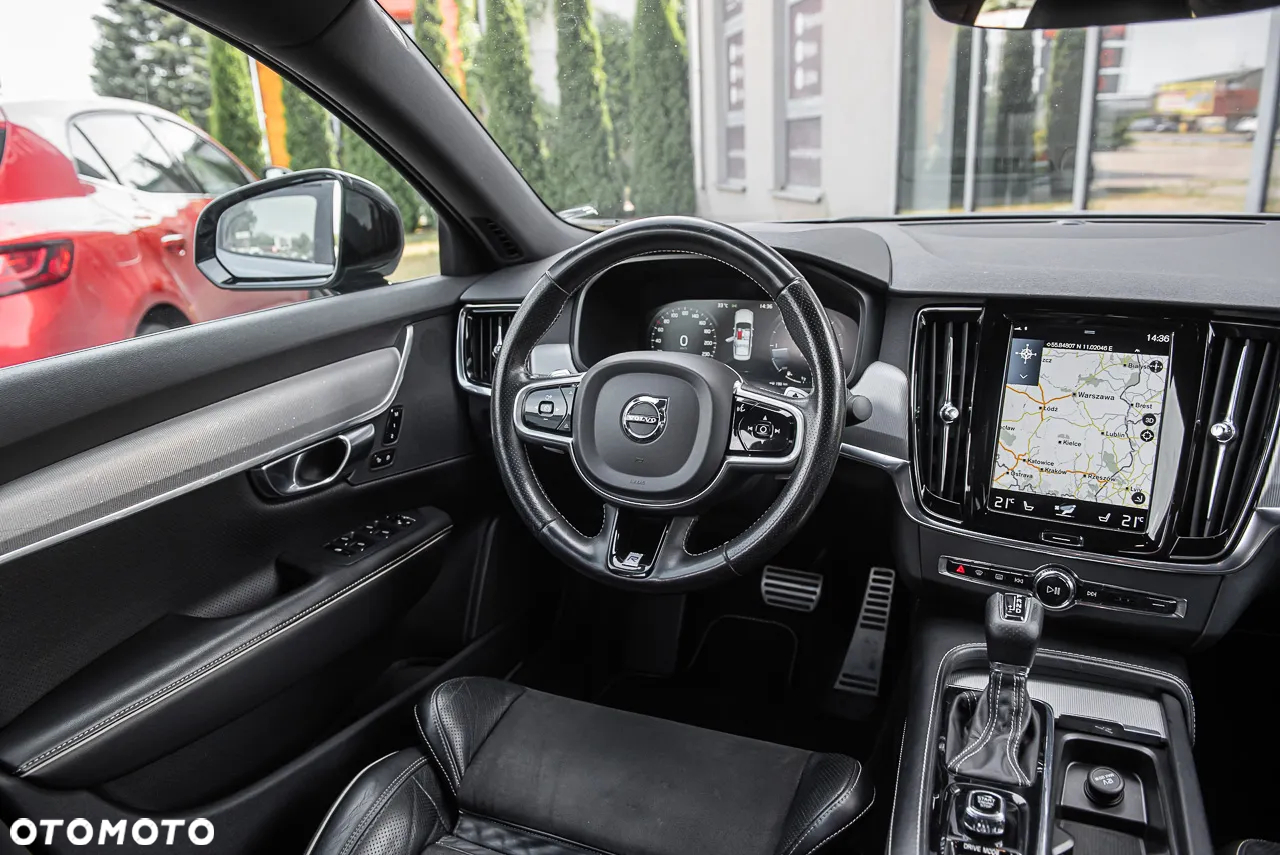 Volvo S90 D4 R-Design - 26