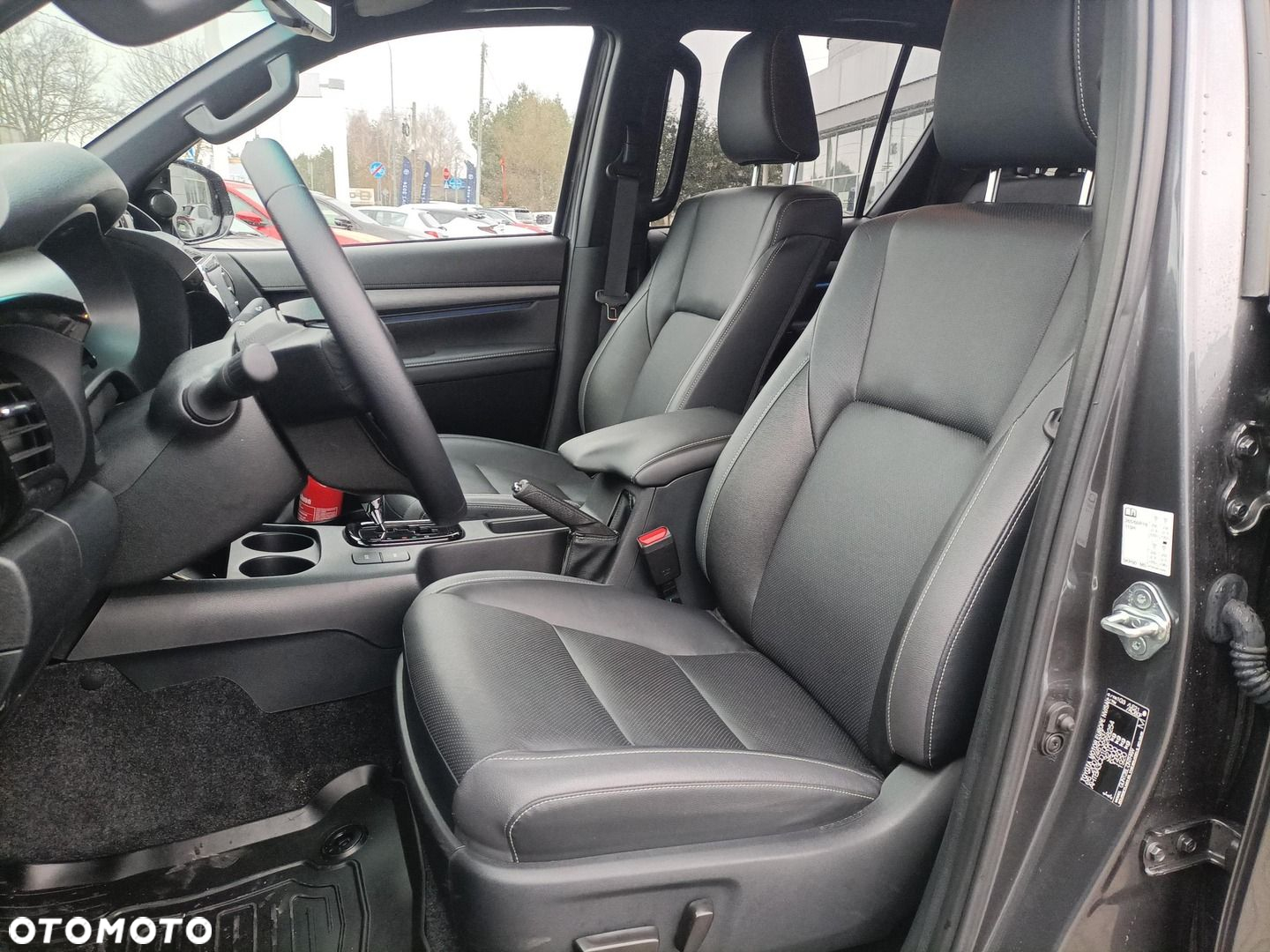 Toyota Hilux 2.8 D-4D Double Cab Invincible 4x4 - 10